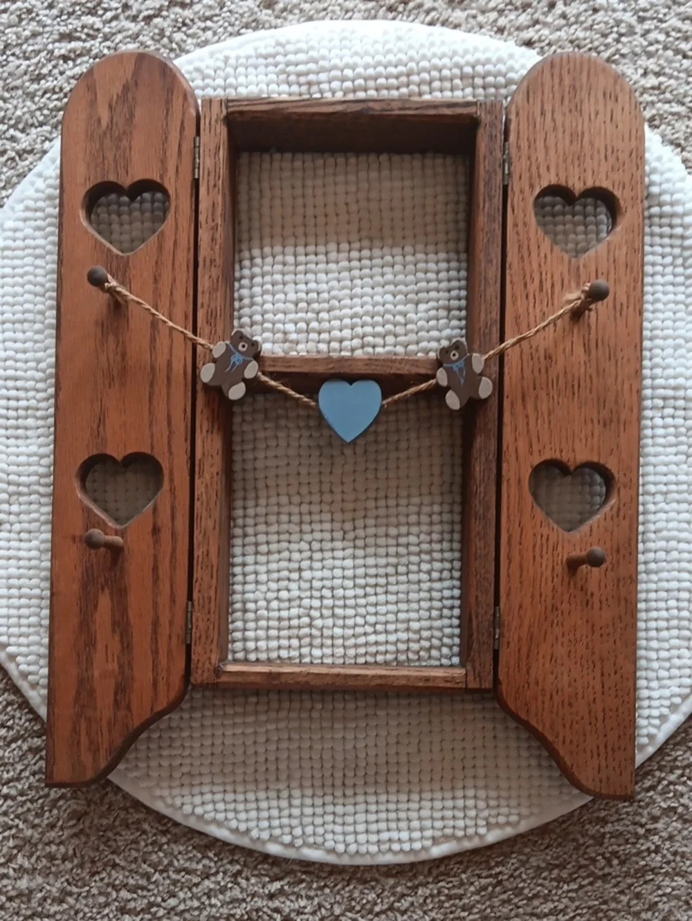 Vintage Wooden Heart Cut-Out Folding Shelf